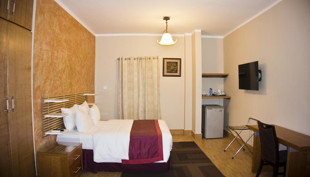 Tropical Enclave Hotel Accra Extérieur photo
